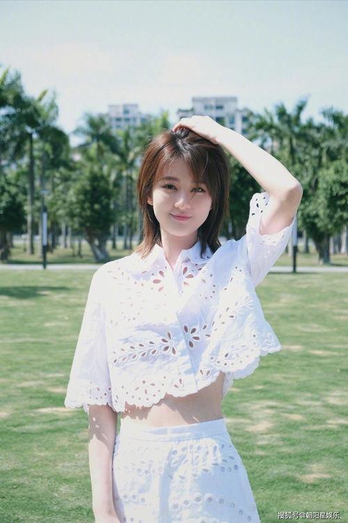 娱乐吃瓜小可爱白鹿微博,娱乐小可爱带你揭秘娱乐圈幕后故事